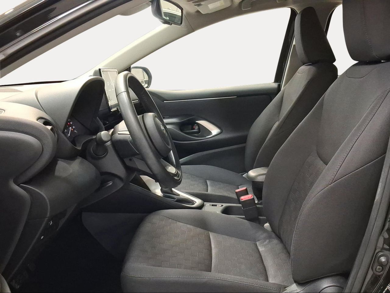 Toyota Yaris 1.5 120H Active Plus  - Foto 13