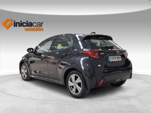 Toyota Yaris 1.5 120H Active Plus  - Foto 3