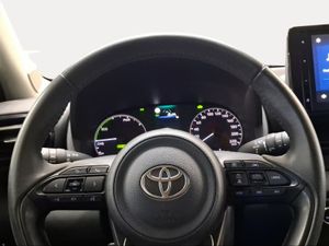 Toyota Yaris 1.5 120H Active Plus  - Foto 14