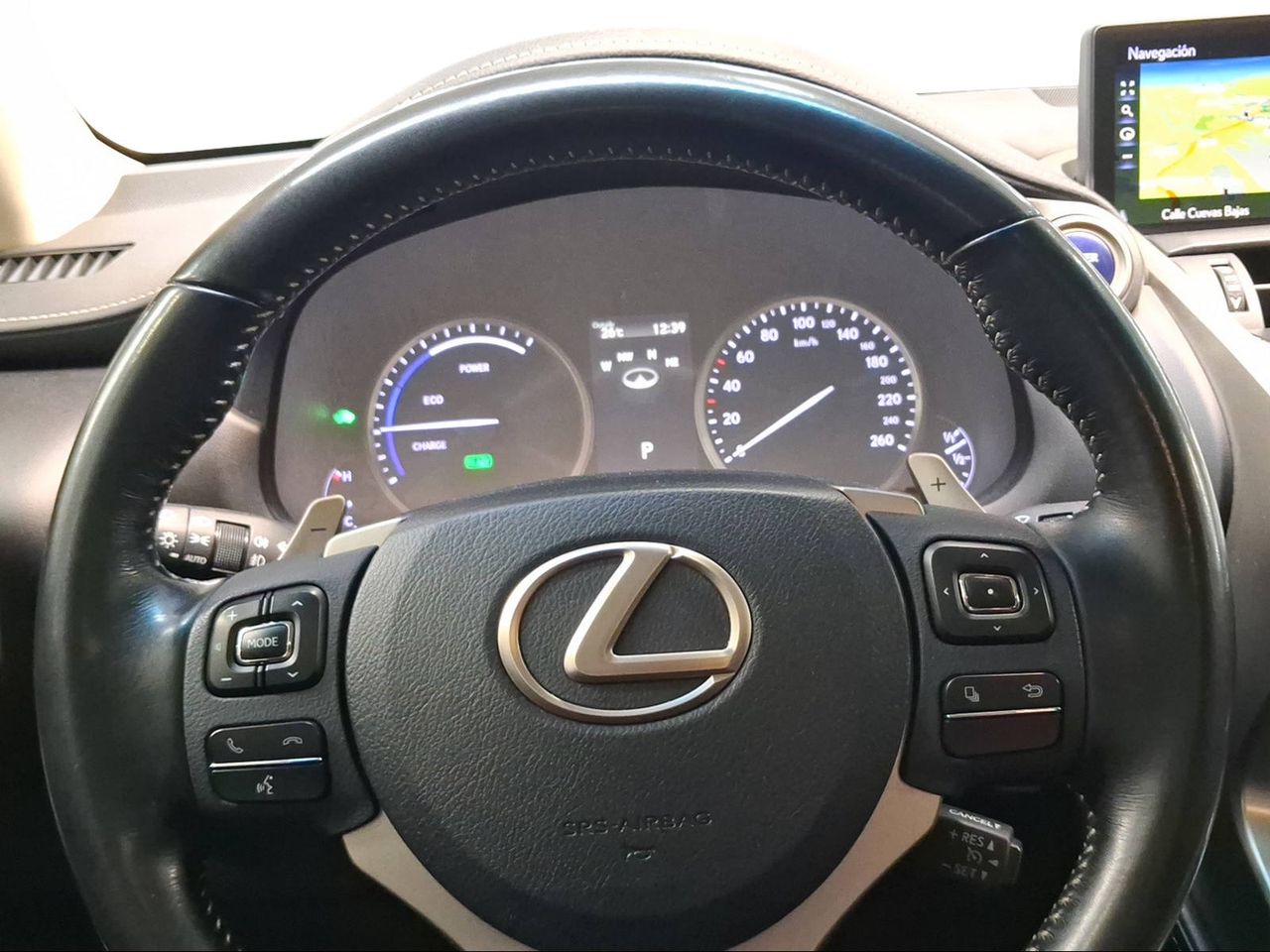 Lexus NX 2.5 300h Business Navigation 2WD  - Foto 16