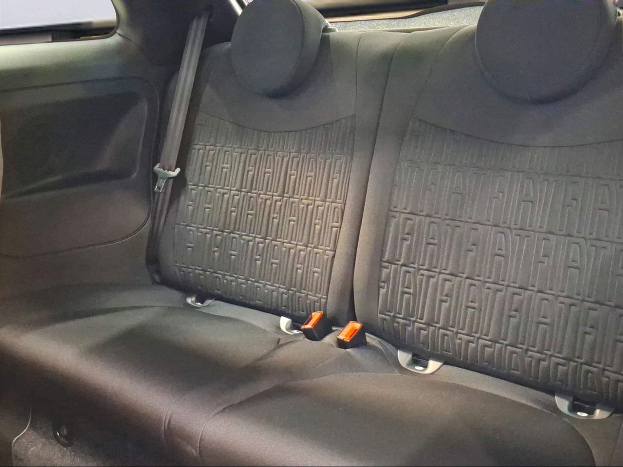 Fiat 500 Dolcevita 1.0 Hybrid 51KW (70 CV)  - Foto 11