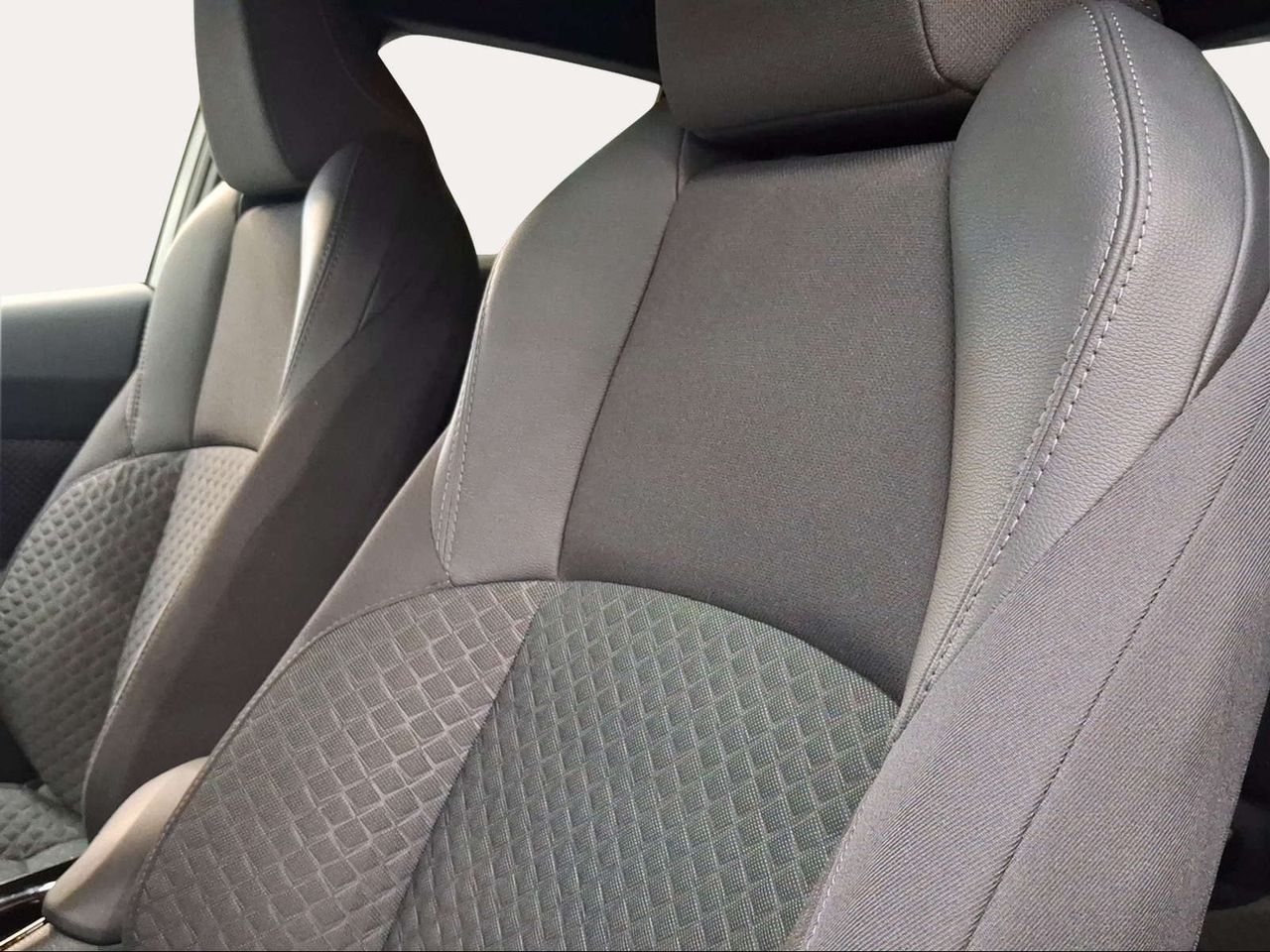 Toyota C-HR 1.8 125H Advance  - Foto 23