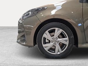 Toyota Yaris 1.5 120H Active Plus  - Foto 17