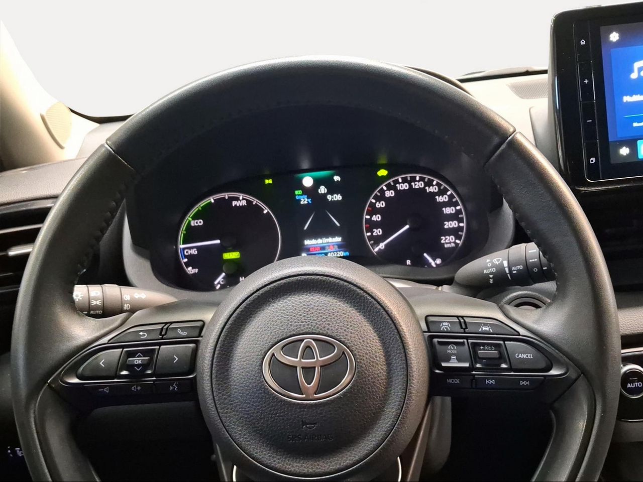 Toyota Yaris 1.5 120H Active Plus  - Foto 14