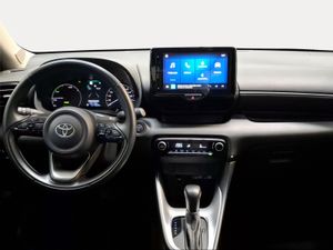 Toyota Yaris 1.5 120H Active Plus  - Foto 9