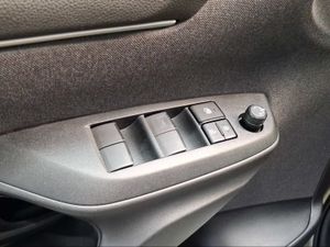 Toyota Yaris 1.5 120H Active Plus  - Foto 21