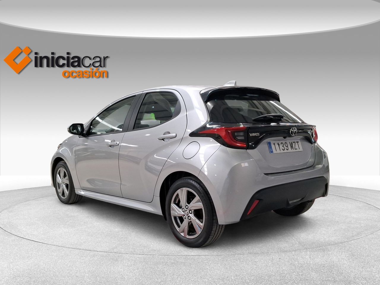 Toyota Yaris 1.5 120H Active Plus  - Foto 3