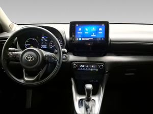 Toyota Yaris 1.5 120H Active Plus  - Foto 9