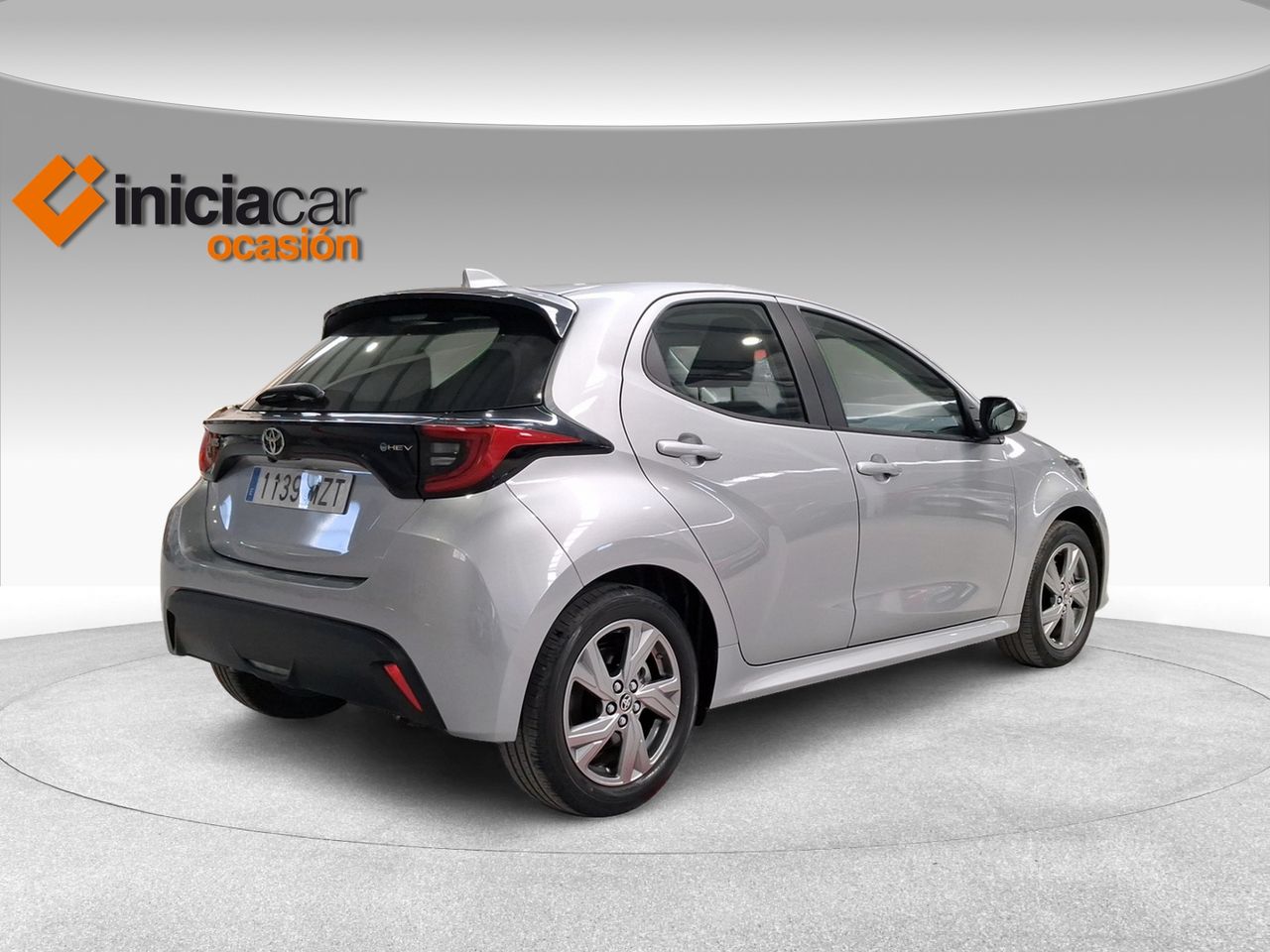 Toyota Yaris 1.5 120H Active Plus  - Foto 19