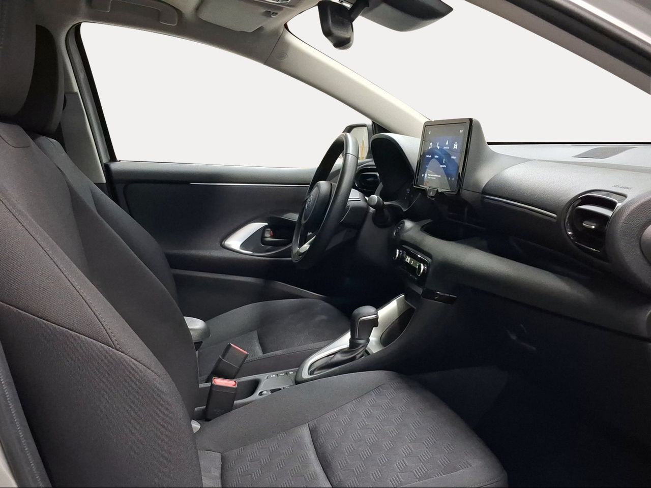 Toyota Yaris 1.5 120H Active Plus  - Foto 7