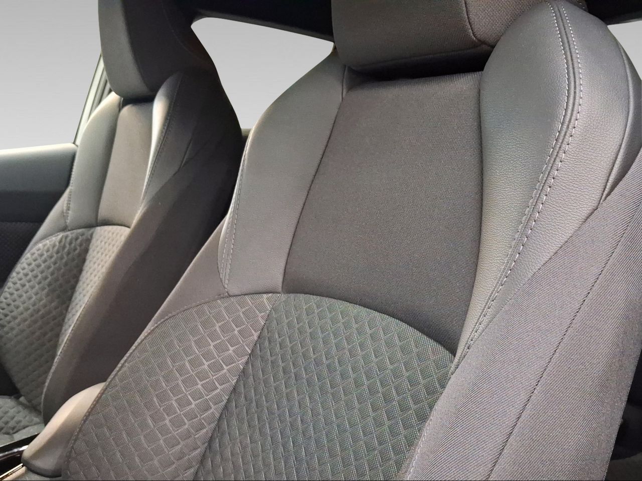 Toyota C-HR 1.8 125H Advance  - Foto 23