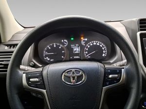 Toyota Land Cruiser 2.8 D-4D GX  - Foto 14