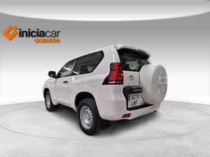 Toyota Land Cruiser 2.8 D-4D GX  - Foto 3