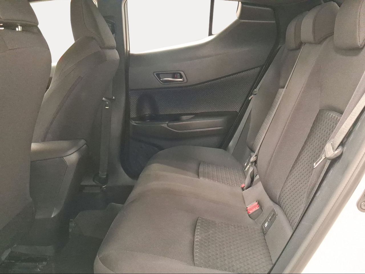 Toyota C-HR 1.8 125H Active  - Foto 12