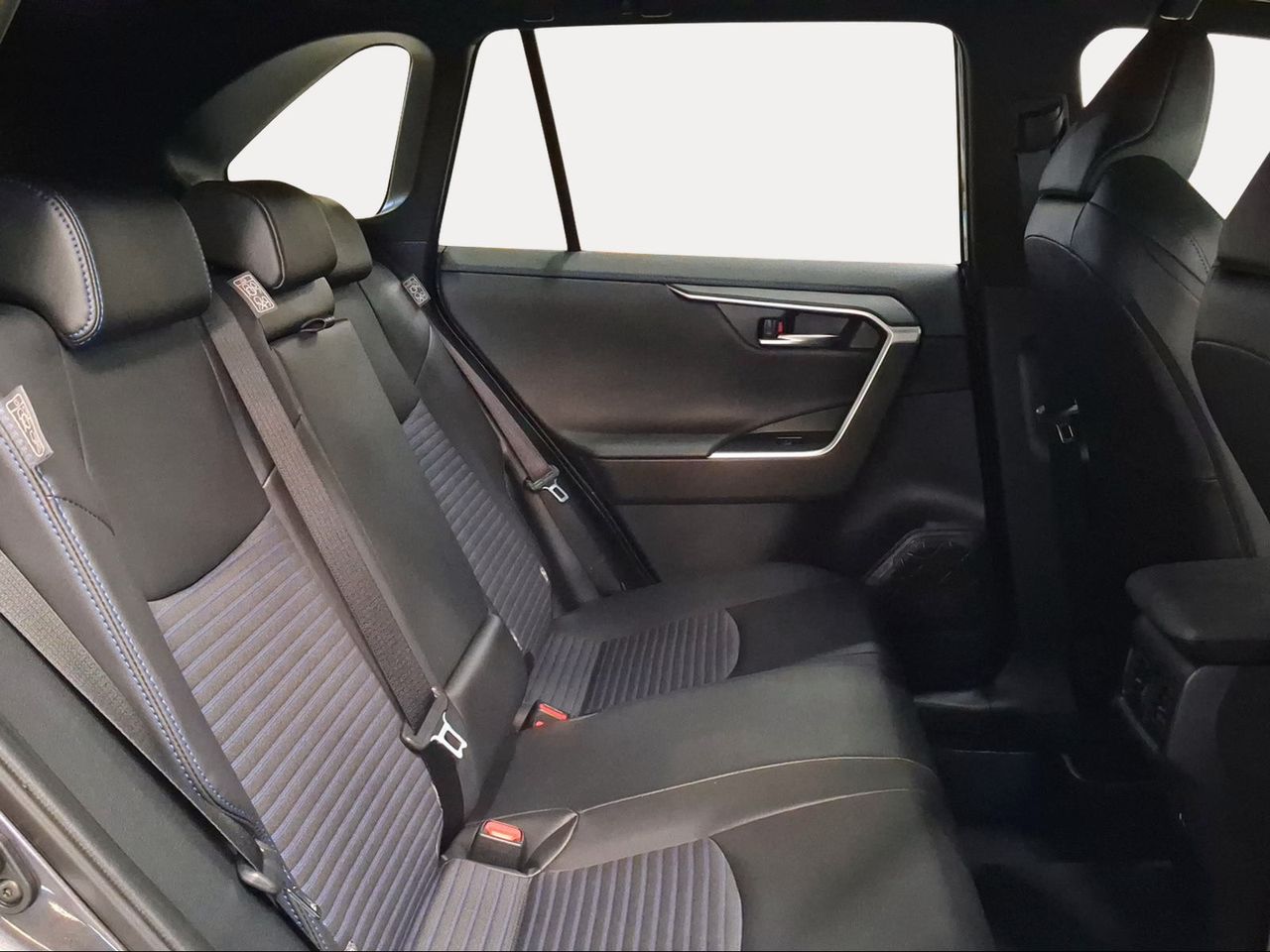 Toyota Rav4 220H e-CVT 4x2 Style  - Foto 8