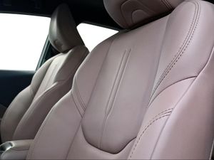 Lexus LBX 1.5 136cv HEV Elegant+  - Foto 17