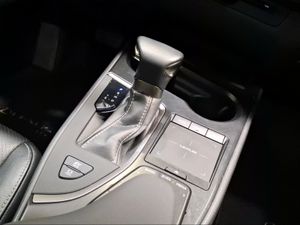 Lexus UX 2.0 250h Business  - Foto 15