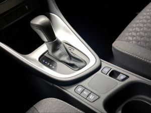 Toyota Yaris 1.5 120H Active Tech  - Foto 22
