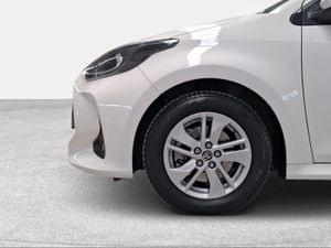 Toyota Yaris 1.5 120H Active Tech  - Foto 17