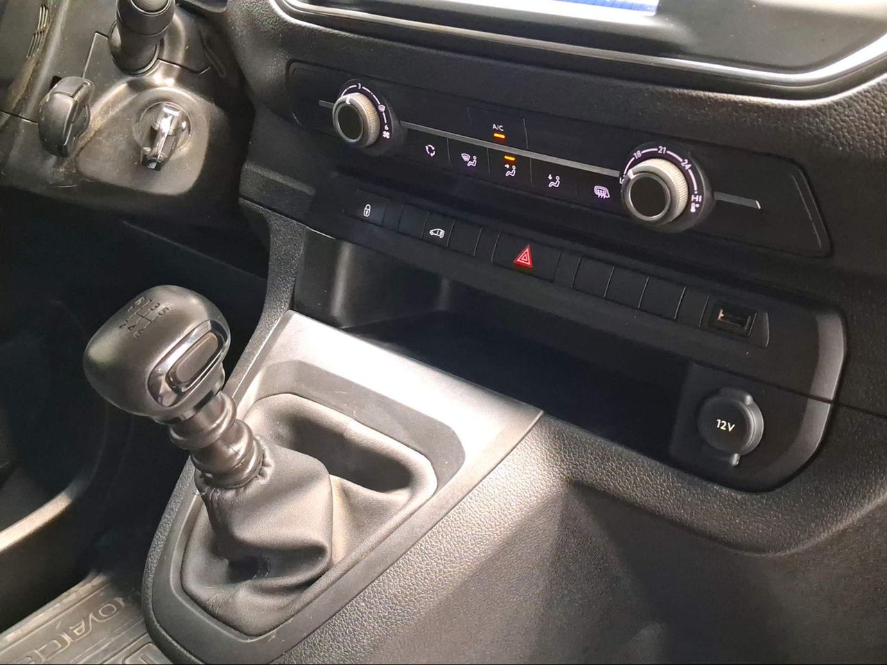 Toyota Proace Van L1 1PL GX Plus 1.5D 100CV 6TM  - Foto 22