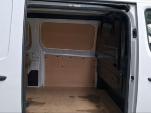 Toyota Proace Van L1 1PL GX Plus 1.5D 100CV 6TM  - Foto 8