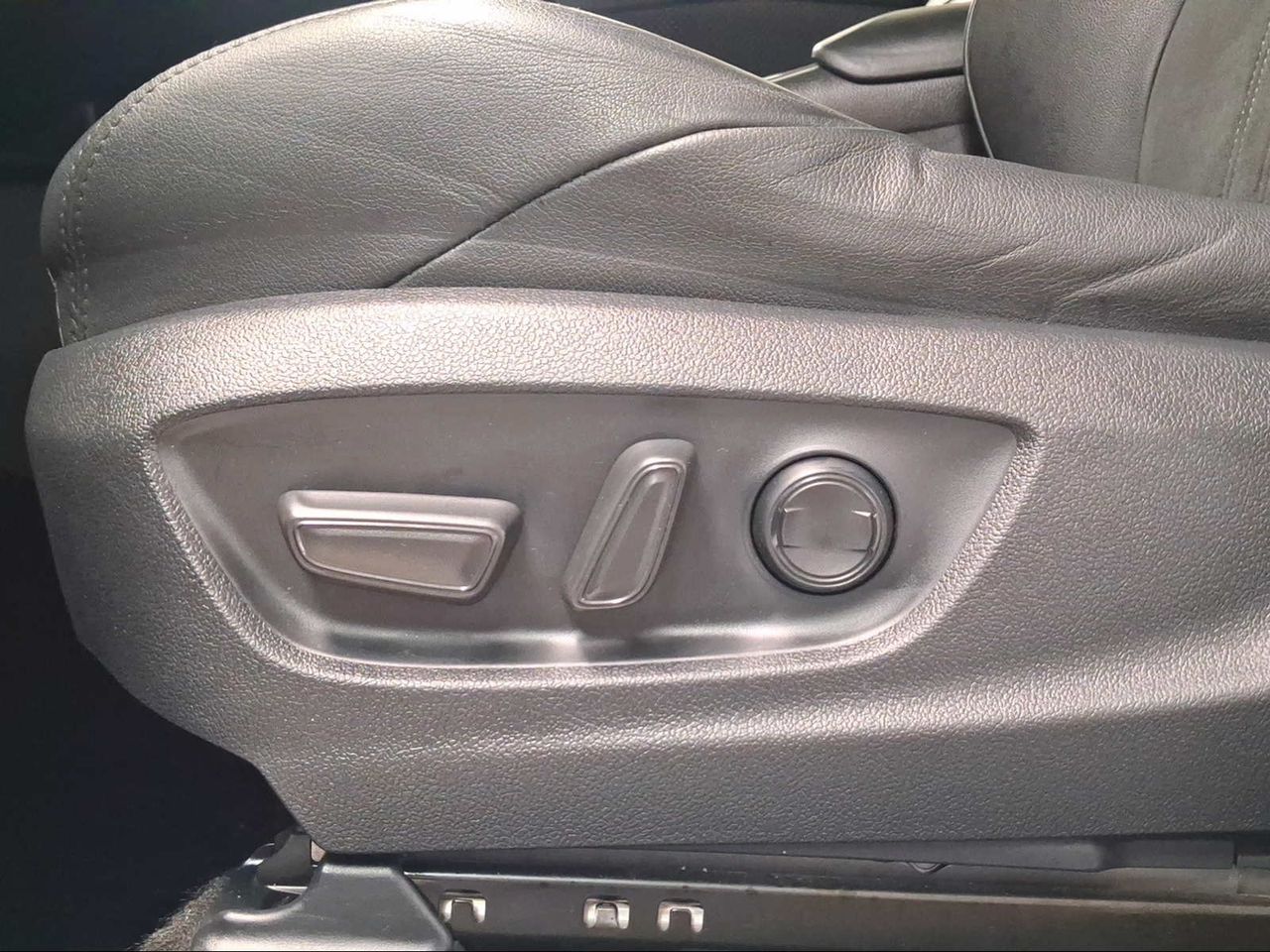 Toyota C-HR 2.0 180H GR Sport  - Foto 23