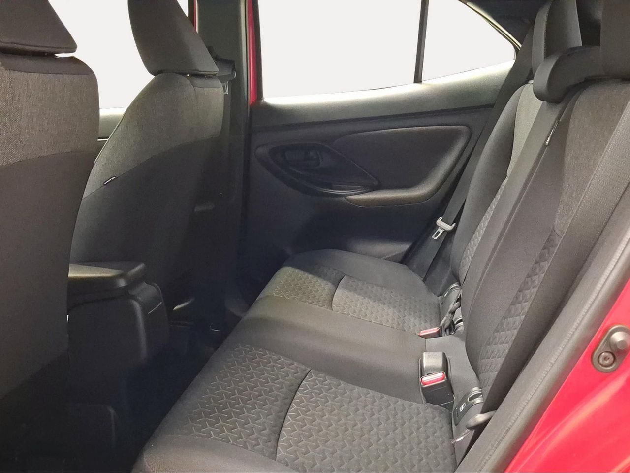 Toyota Yaris Cross 1.5 120H Active Tech Pack Confort  - Foto 12