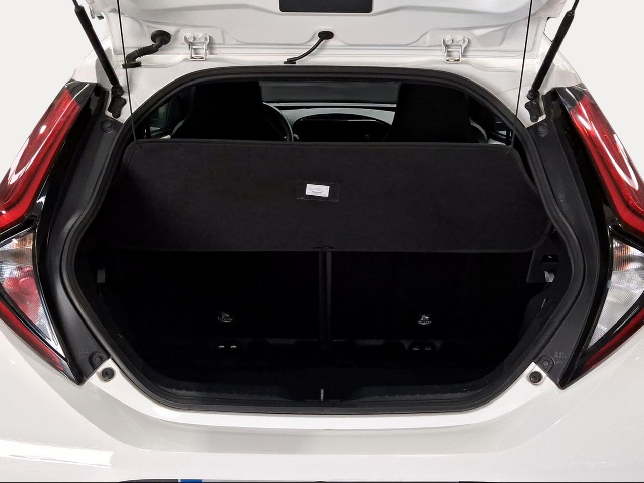 Toyota Aygo X Cross 1.0 VVT-I 72CV Play  - Foto 11