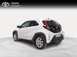 Toyota Aygo X Cross 1.0 VVT-I 72CV Play  - Foto 3