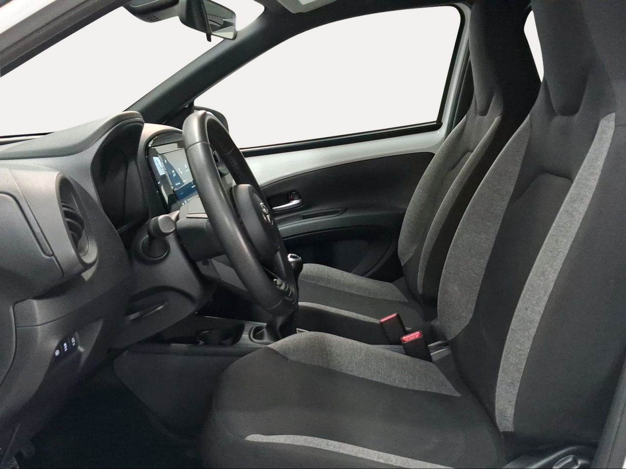 Toyota Aygo X Cross 1.0 VVT-I 72CV Play  - Foto 13
