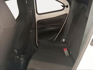 Toyota Aygo X Cross 1.0 VVT-I 72CV Play  - Foto 12