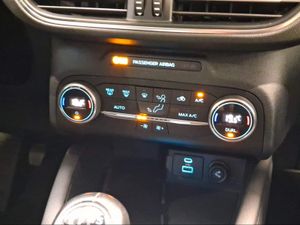 Ford Kuga Titanium 1.5 EcoBoost 110kW (150CV)  - Foto 23