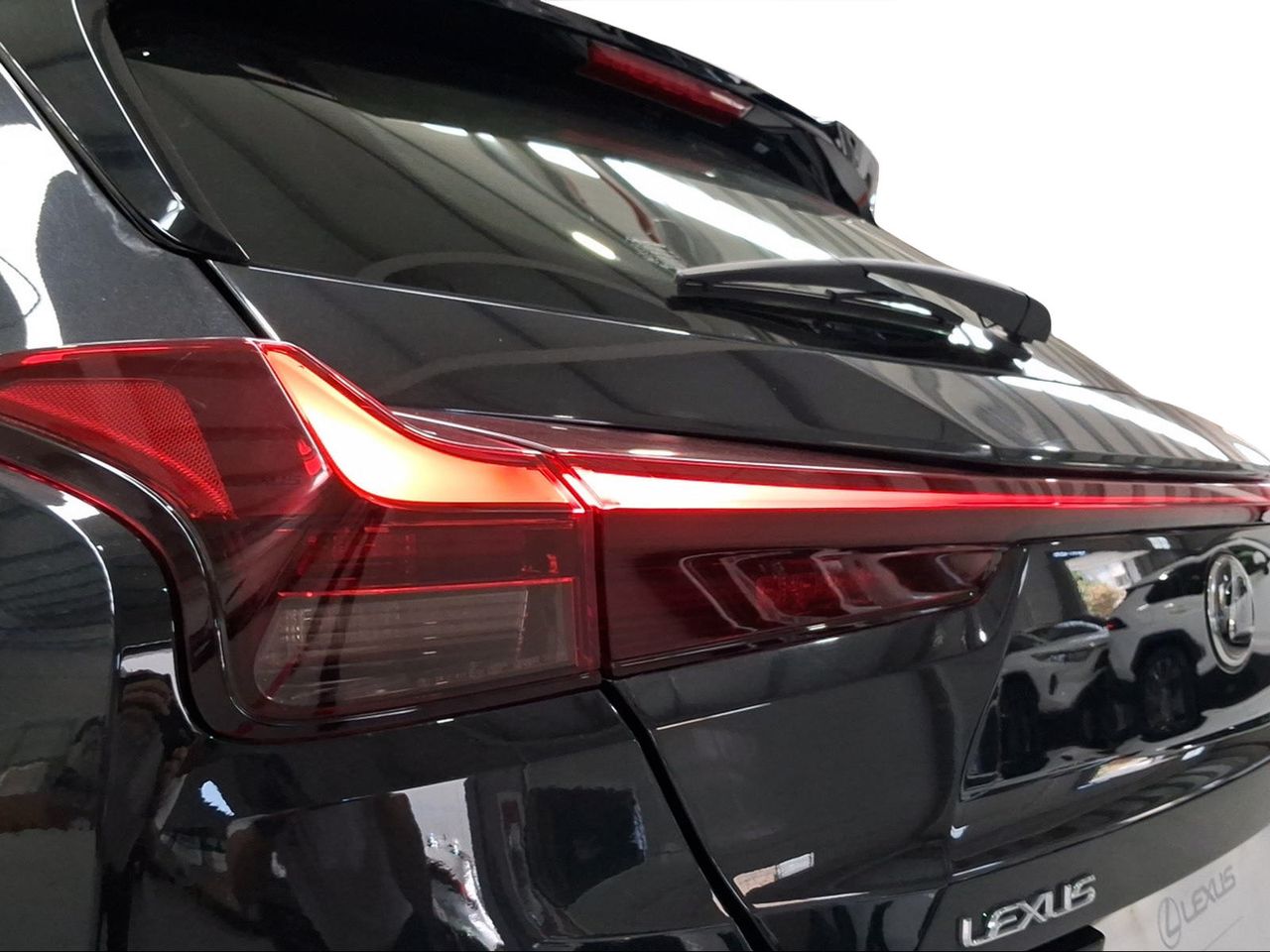 Lexus UX 2.0 250h Business City  - Foto 20