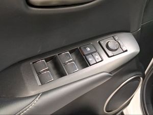Lexus NX 2.5 300h Business Navigation 2WD  - Foto 17
