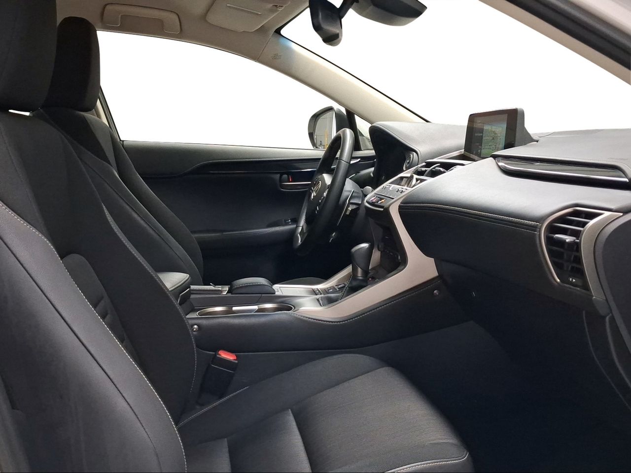 Lexus NX 2.5 300h Business Navigation 2WD  - Foto 7
