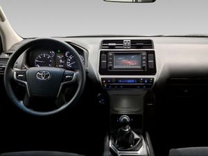 Toyota Land Cruiser 2.8 D-4D GX  - Foto 9