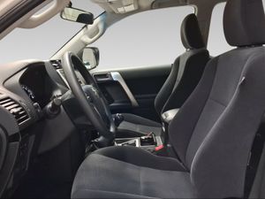 Toyota Land Cruiser 2.8 D-4D GX  - Foto 13