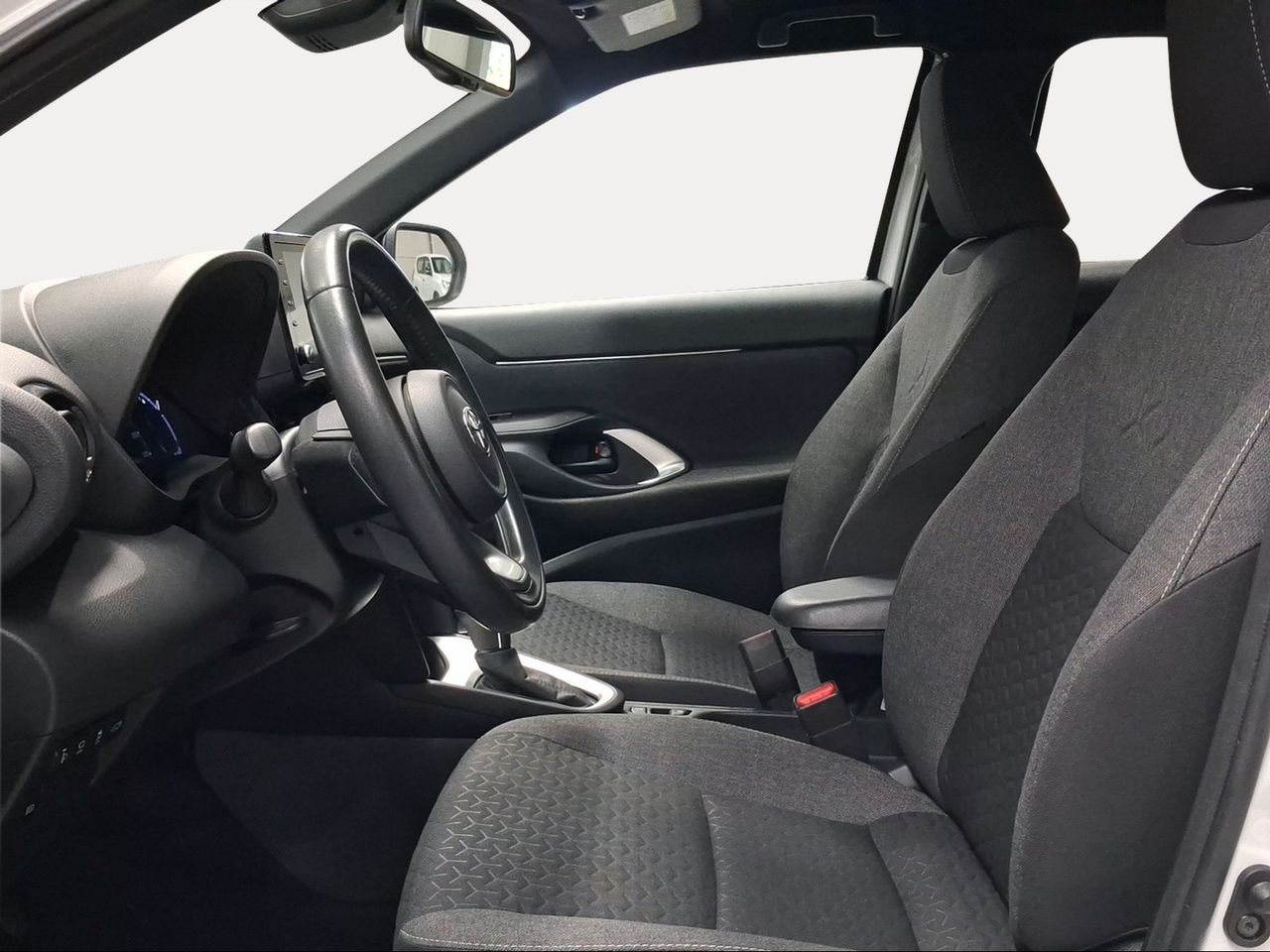 Toyota Yaris Cross 1.5 120H Active Tech Pack Confort  - Foto 13