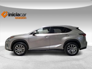 Lexus NX 2.5 300h Executive Kick Power+Navig  - Foto 4