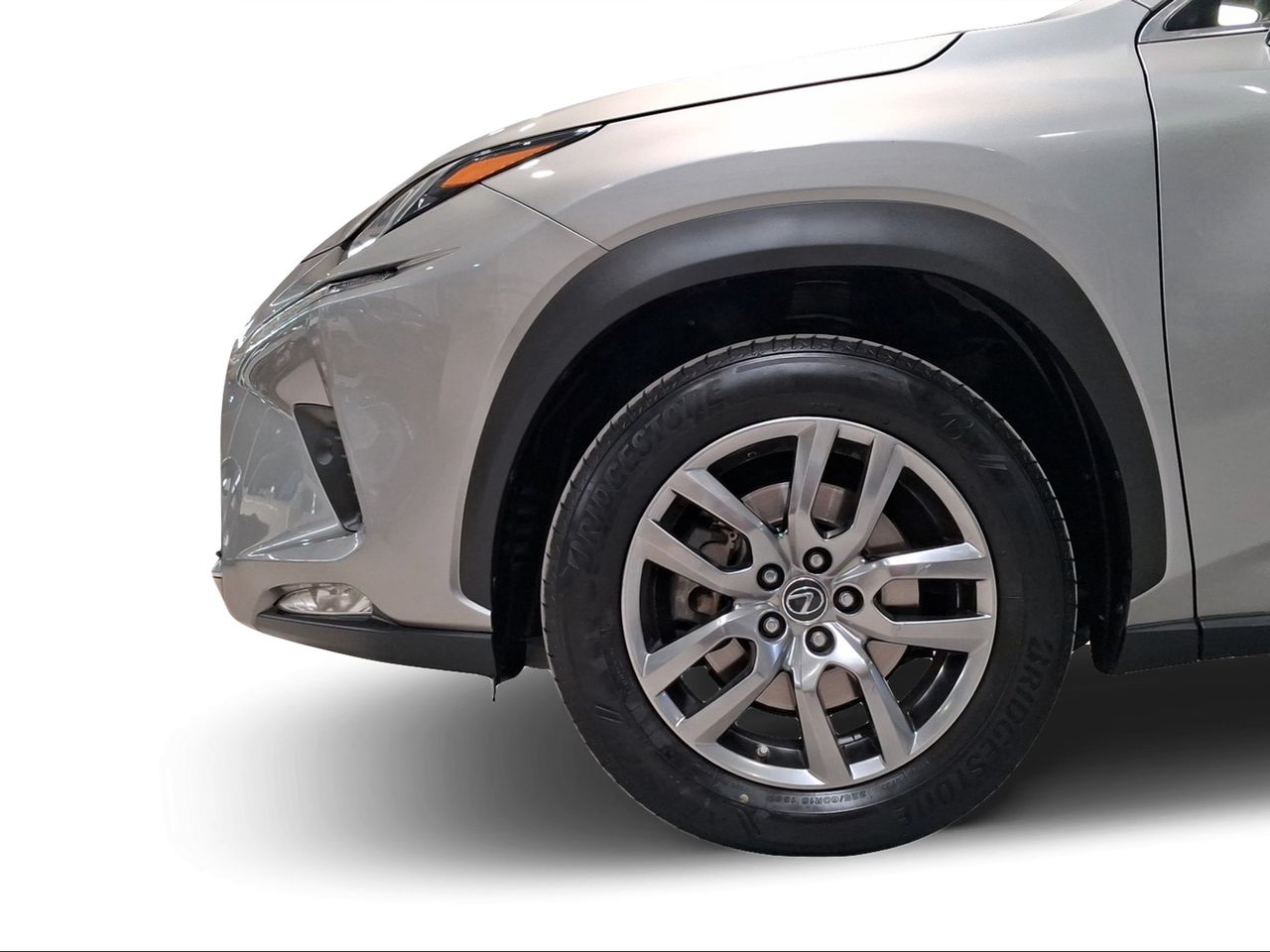 Lexus NX 2.5 300h Executive Kick Power+Navig  - Foto 11