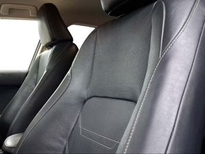 Lexus NX 2.5 300h Executive Kick Power+Navig  - Foto 16