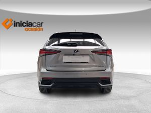 Lexus NX 2.5 300h Executive Kick Power+Navig  - Foto 5