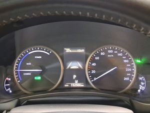 Lexus NX 2.5 300h Executive Kick Power+Navig  - Foto 12