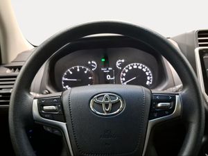 Toyota Land Cruiser 2.8 D-4D GX  - Foto 14