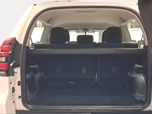 Toyota Land Cruiser 2.8 D-4D GX  - Foto 11