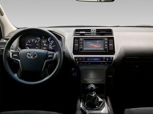 Toyota Land Cruiser 2.8 D-4D GX  - Foto 9