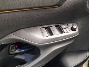 Toyota Yaris Cross 1.5 120H Adventure AWD-i  - Foto 22