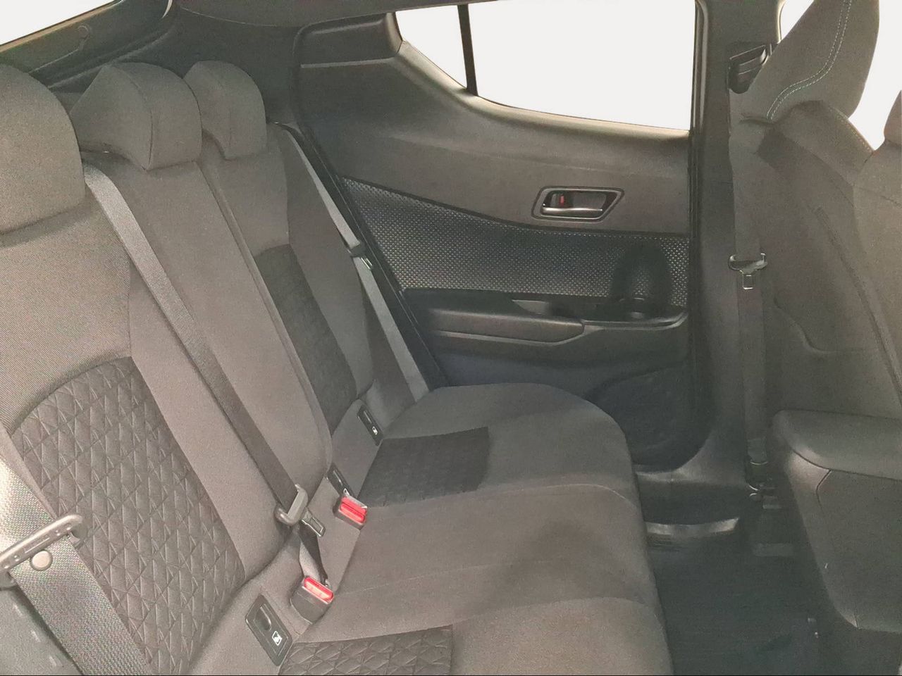 Toyota C-HR 1.8 125H Advance  - Foto 8