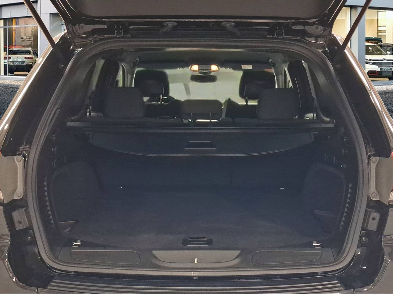 Jeep Grand Cherokee 3.0 V6 Mjet 184kW (250CV) E6D Laredo  - Foto 7