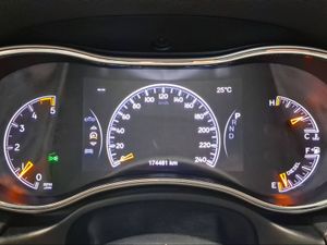 Jeep Grand Cherokee 3.0 V6 Mjet 184kW (250CV) E6D Laredo  - Foto 14